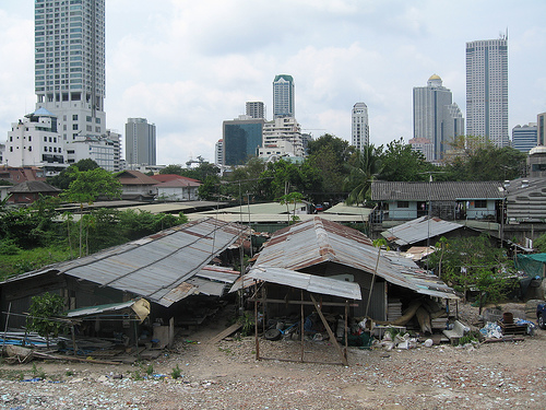 rich-poor-bangkok
